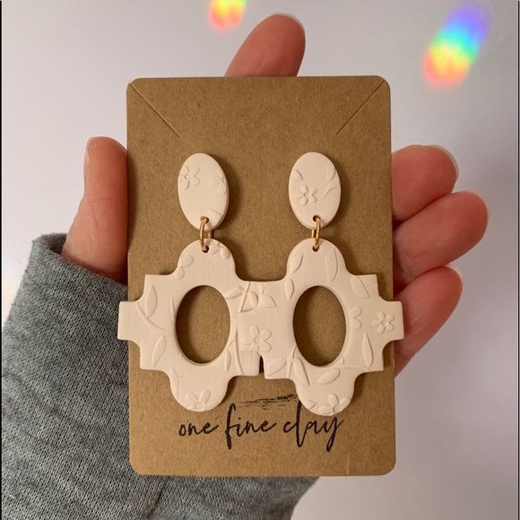 Textured Flower Clay Earrings in Cream - Picture 6 of 8